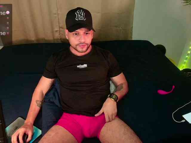 LucasGaeel LucasGaeel