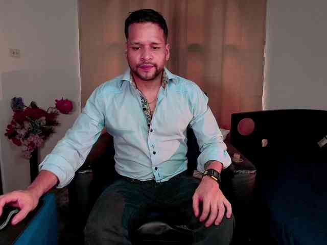 LucasGaeel LucasGaeel