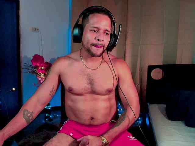 LucasGaeel LucasGaeel