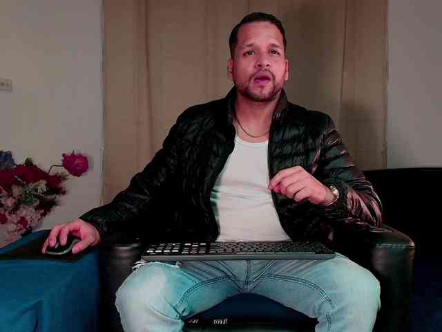 LucasGaeel LucasGaeel