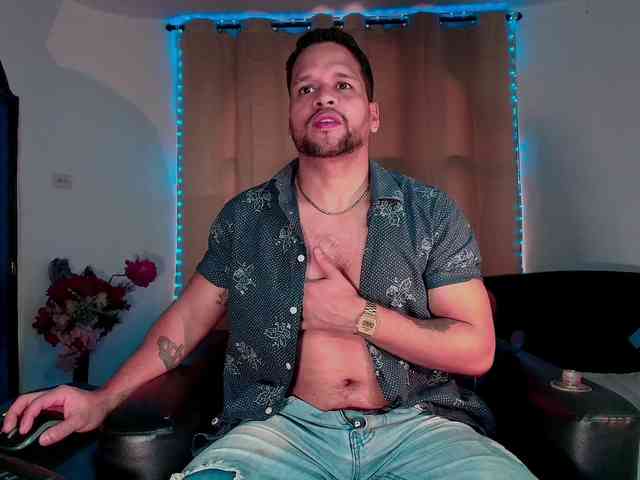 LucasGaeel LucasGaeel