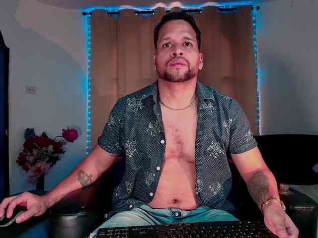 LucasGaeel LucasGaeel