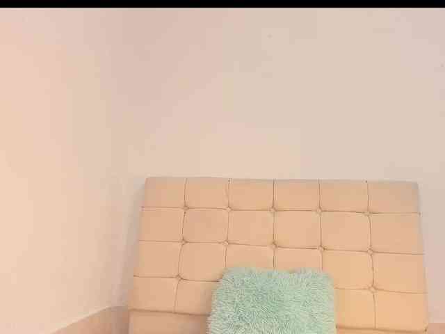 Maddy-Stone webcam