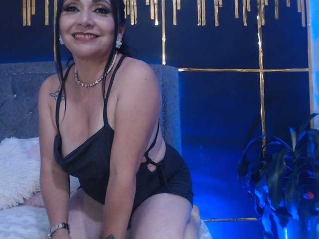 Gemasweet's BongaCams show and profile