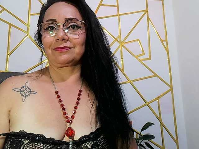 Gemasweet's BongaCams show and profile