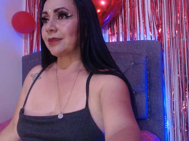 Gemasweet's BongaCams show and profile