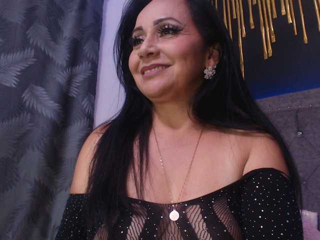 Gemasweet's BongaCams show and profile