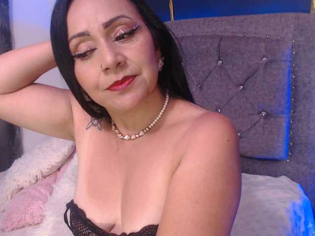 Gemasweet's BongaCams show and profile