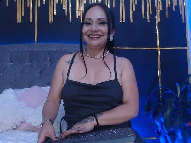 Gemasweet's BongaCams show and profile