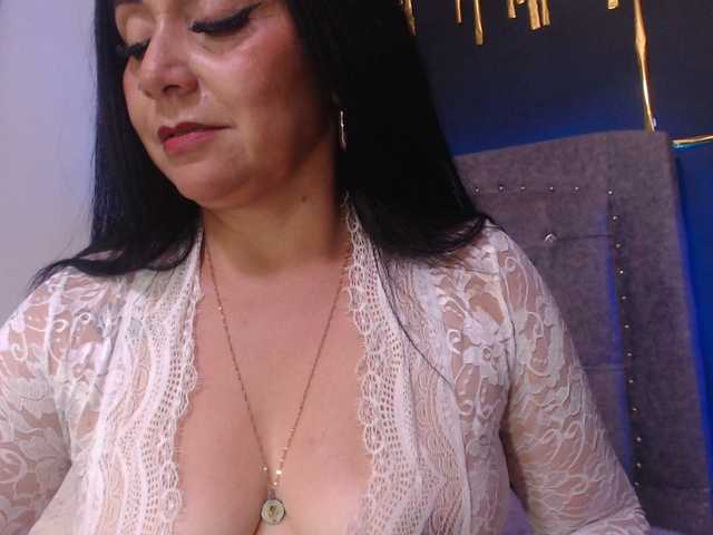 Gemasweet's BongaCams show and profile