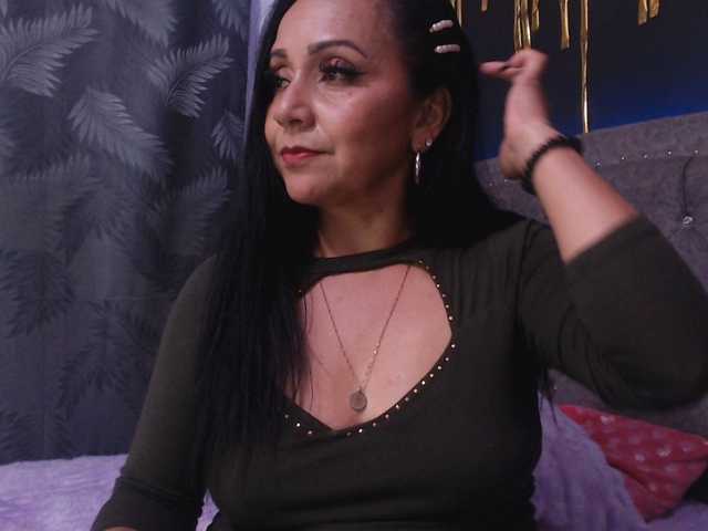 Gemasweet's BongaCams show and profile