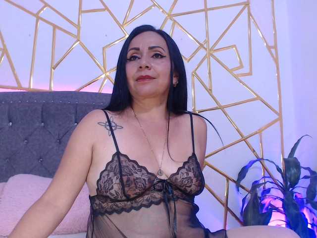 Gemasweet's BongaCams show and profile