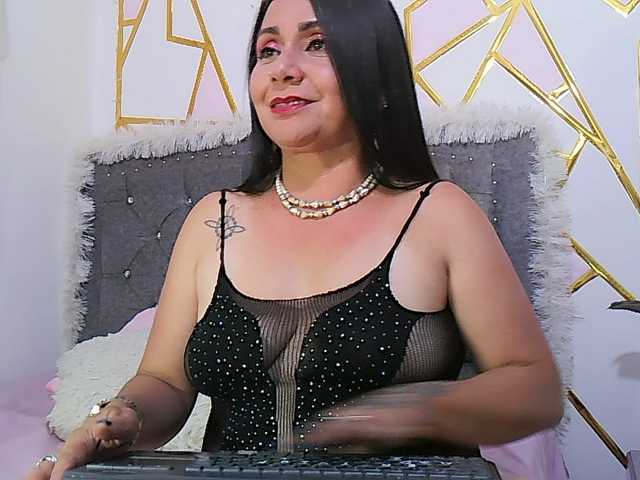 Gemasweet Live Cam on BongaCams