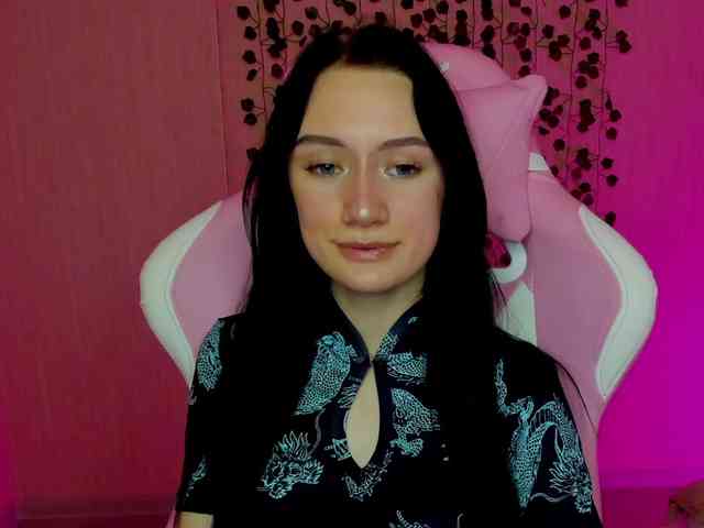 ArinaMeow19 webcam