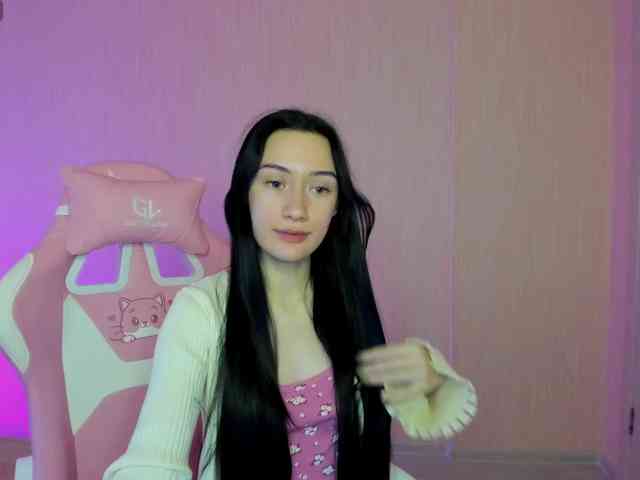 ArinaMeow19 webcam