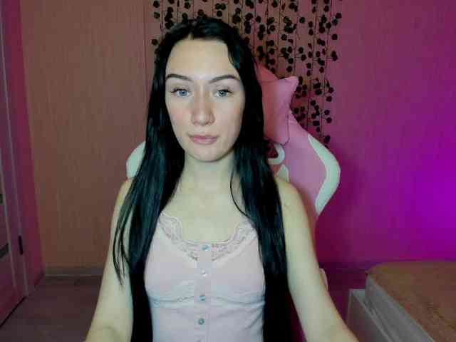 ArinaMeow19 webcam
