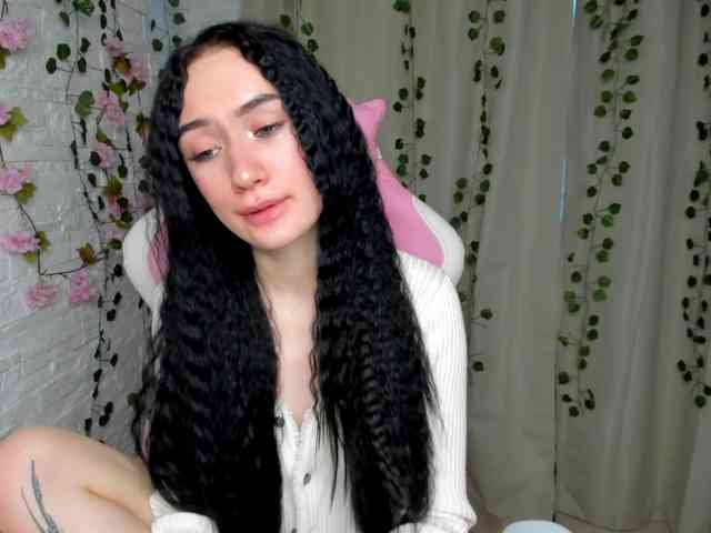 ArinaMeow19 ArinaMeow19