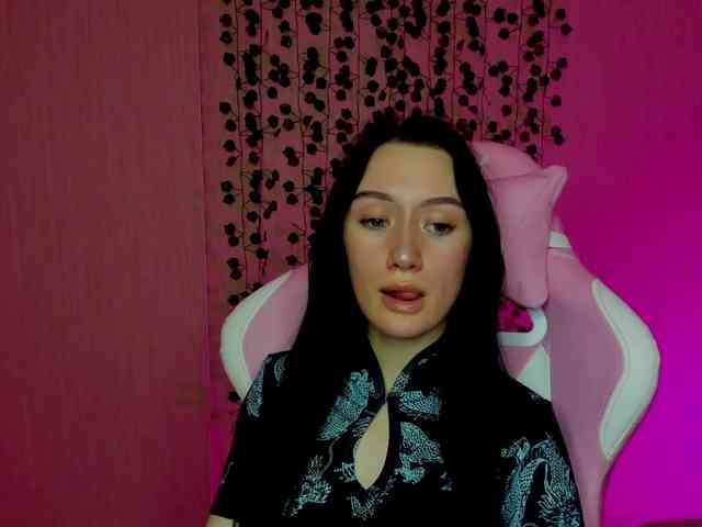 ArinaMeow19 webcam
