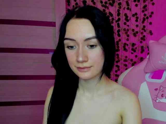 ArinaMeow19 webcam