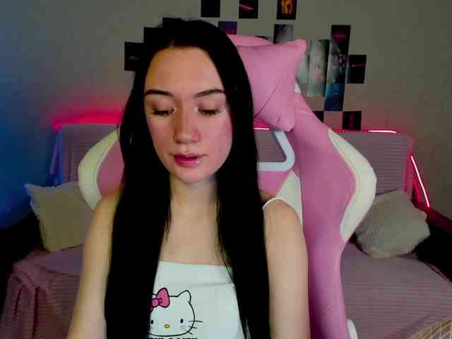 ArinaMeow19 webcam
