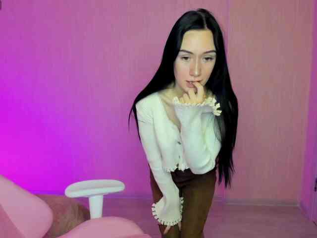 ArinaMeow19 webcam