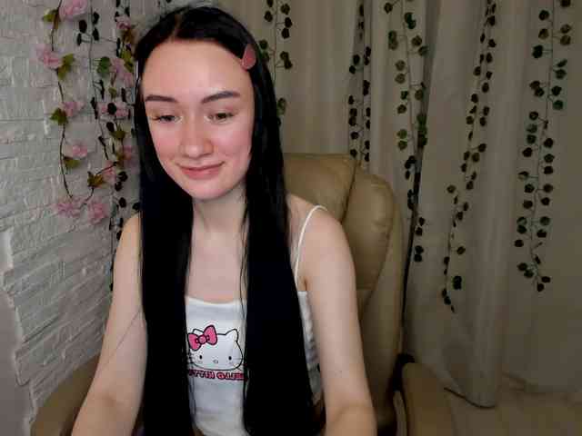 ArinaMeow19 webcam