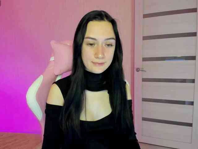 ArinaMeow19 webcam