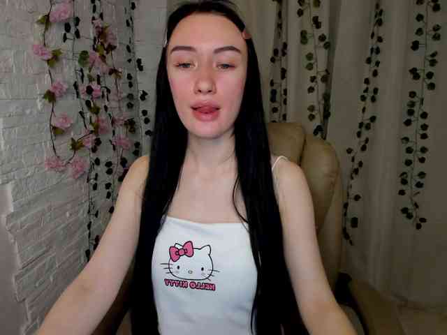 ArinaMeow19 webcam