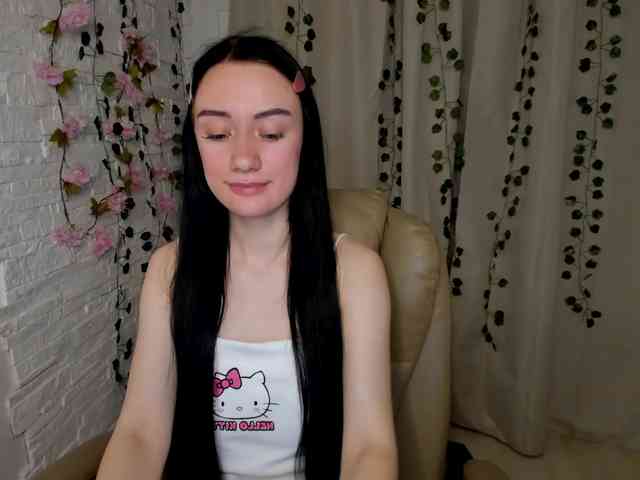 ArinaMeow19 webcam