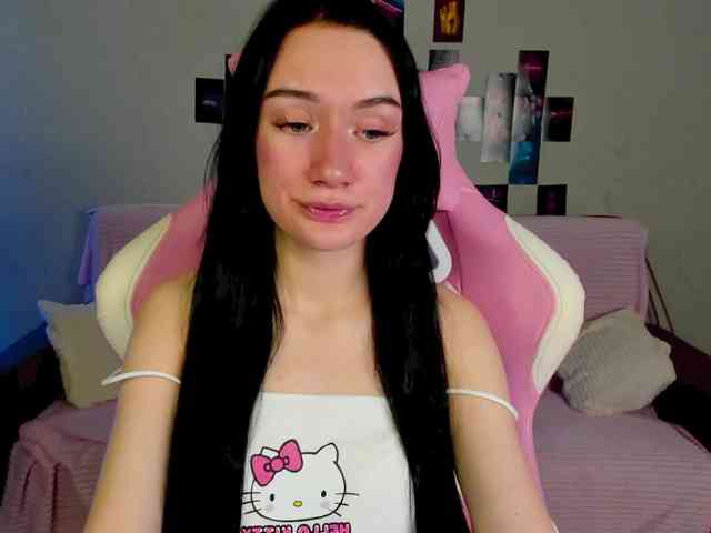ArinaMeow19 webcam