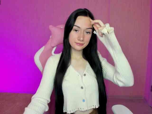 ArinaMeow19 webcam