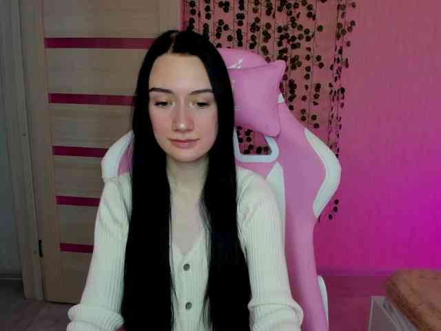 ArinaMeow19 webcam