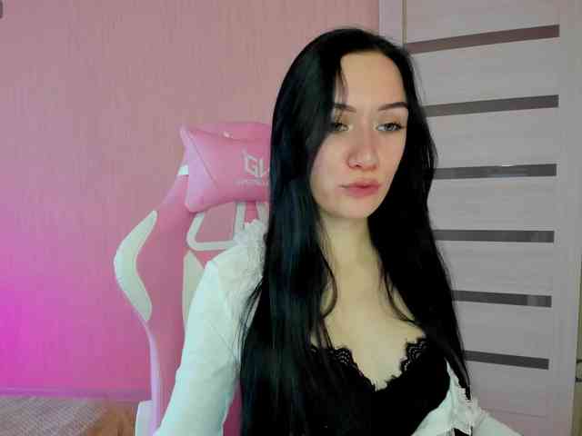 ArinaMeow19 webcam