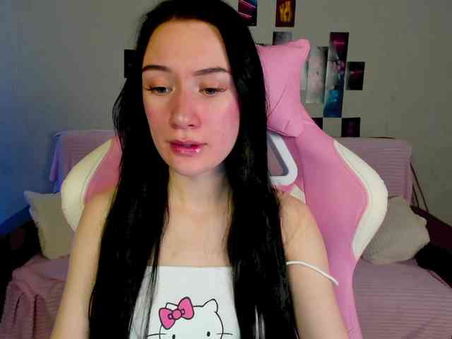 ArinaMeow19 webcam
