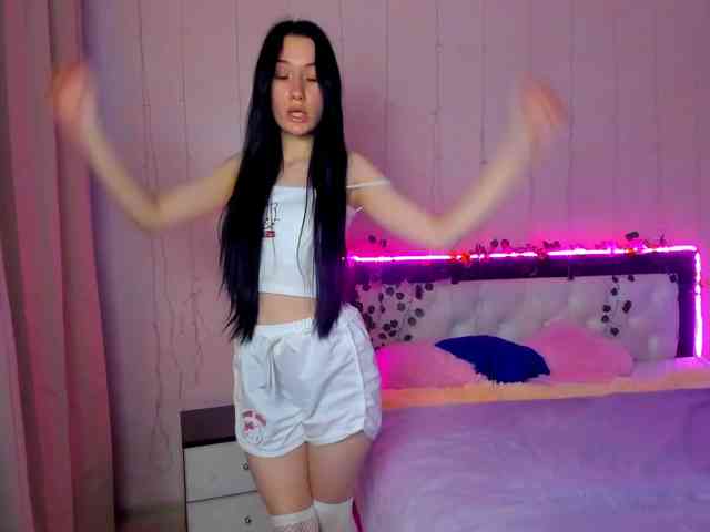 ArinaMeow19 webcam