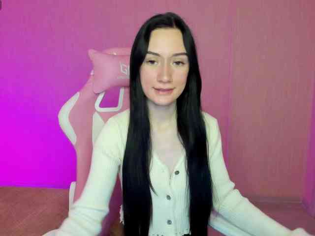 ArinaMeow19 webcam