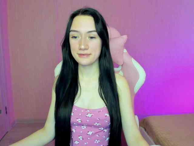 ArinaMeow19 webcam
