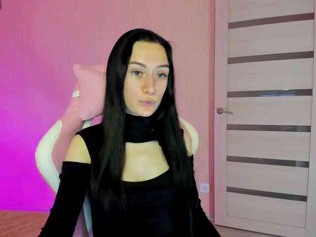 ArinaMeow19 webcam