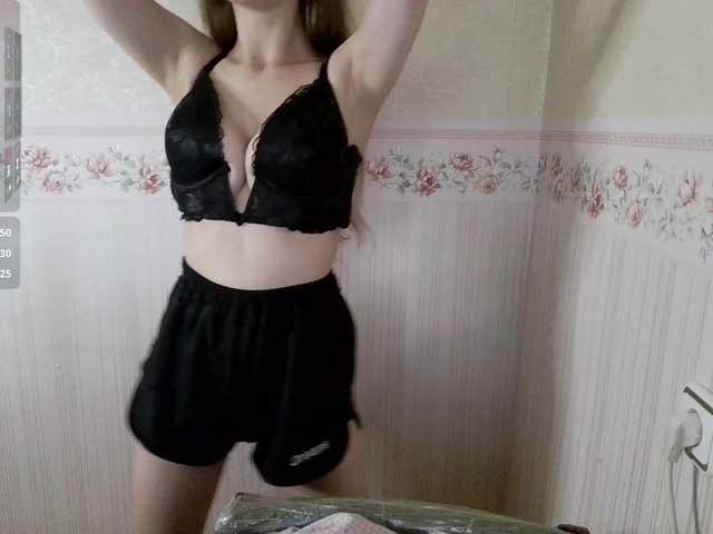 0nlyLola from BongaCams is Freechat