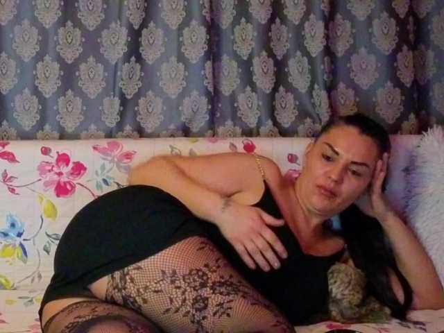 ValentinaVale's BongaCams show and profile