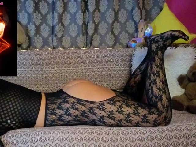 ValentinaVale's BongaCams show and profile