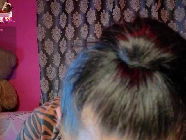 ValentinaVale's BongaCams show and profile