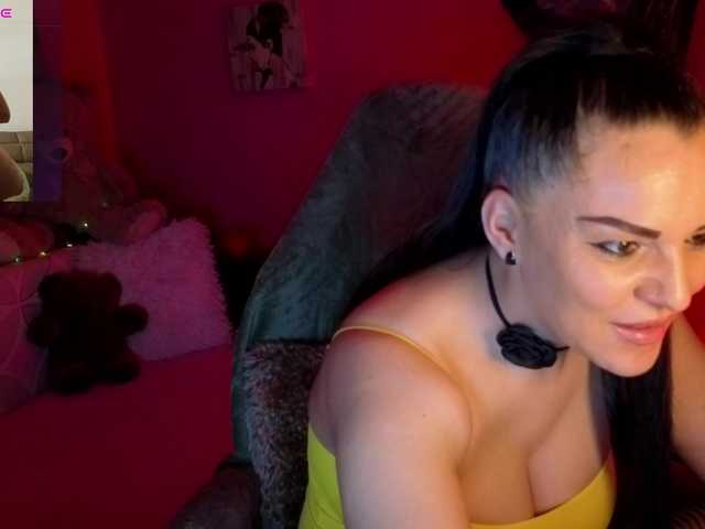 ValentinaVale's BongaCams show and profile