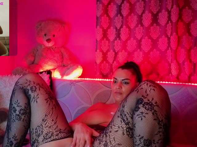 ValentinaVale's BongaCams show and profile