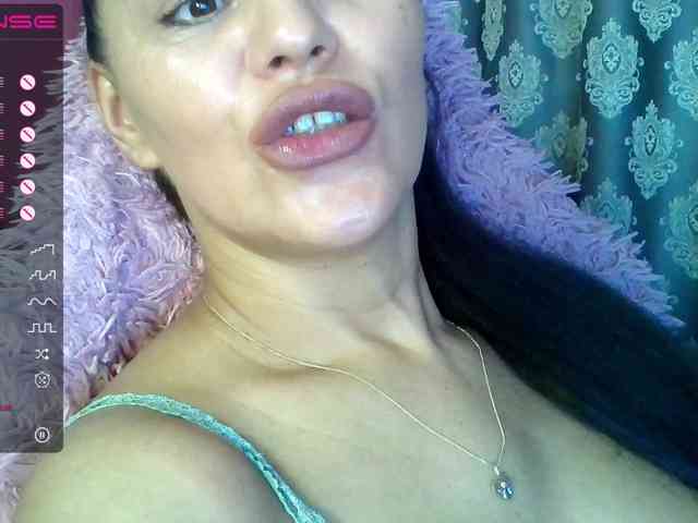 ValentinaVale webcam