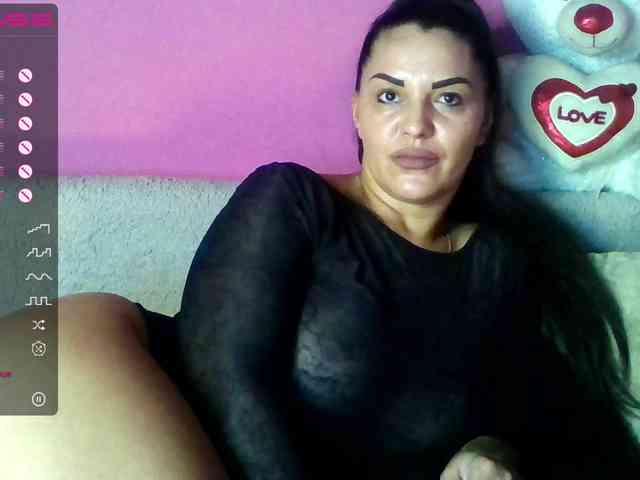 ValentinaVale webcam