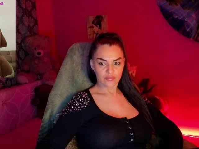 Italian-Girl webcam