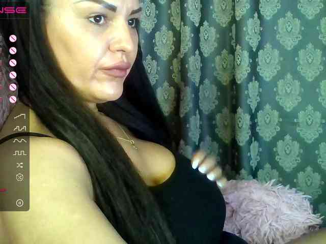 ValentinaVale webcam