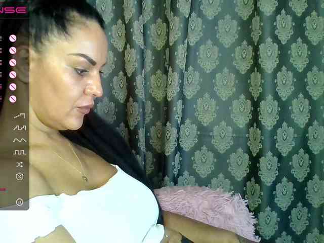 ValentinaVale webcam