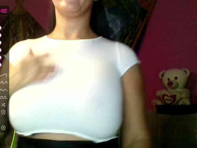 ValentinaVale webcam